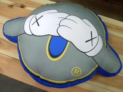 KAWS¥¯¥Ã¥·¥ç¥ó1